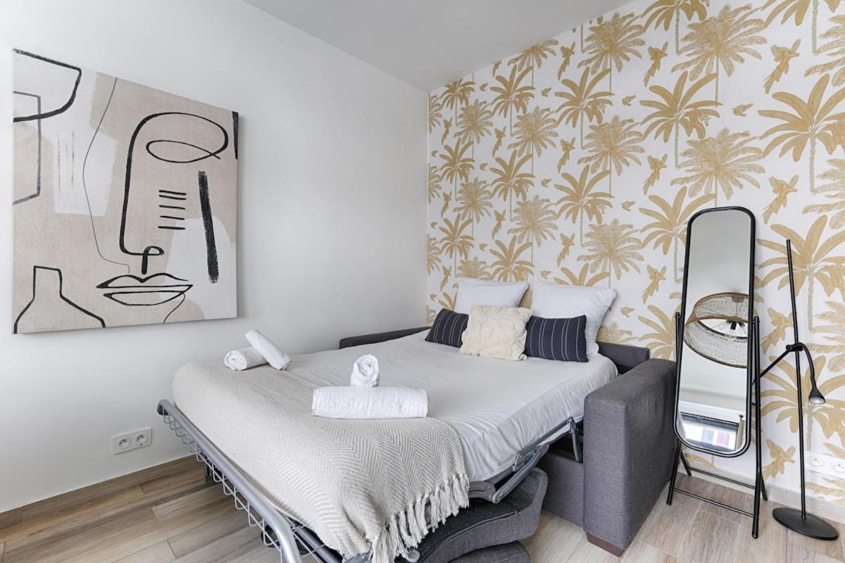 Appartement Montmartre Sacre Coeur Superb Duplex Paris